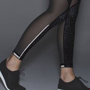 Lululemon Running In The City 7/8 Mesh Tight *Full-On Luxtreme, Sz 4